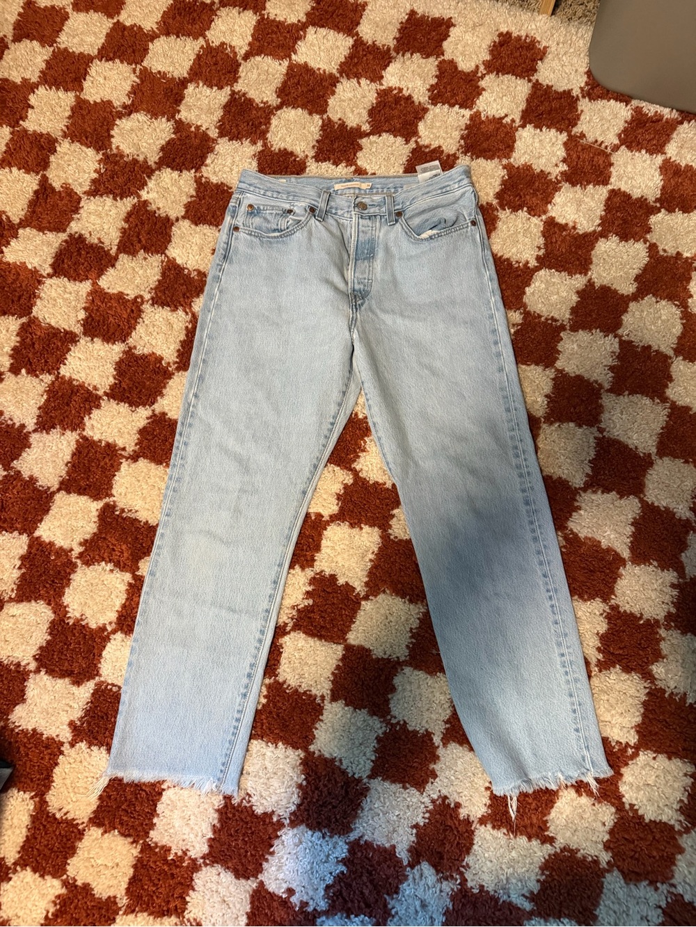 Light Wash Wedgie Straight women’s Levi Jeans size 30
